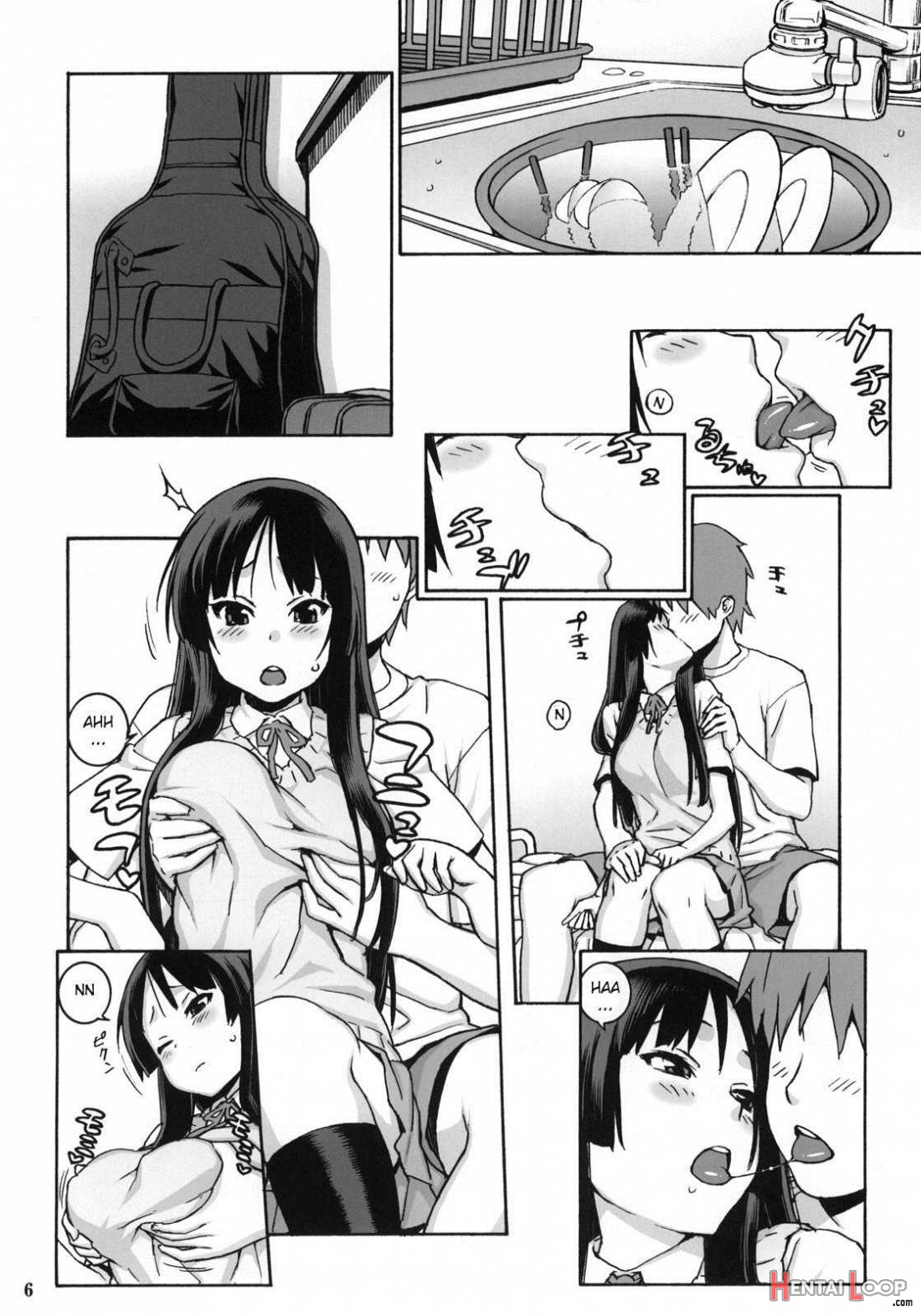 SukiSuki Mio-chan page 4